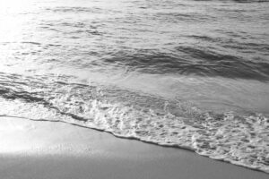 PL47 - Playa blanco y negro